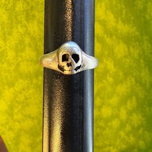 Silver Skull Ring